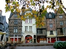 Loire tours